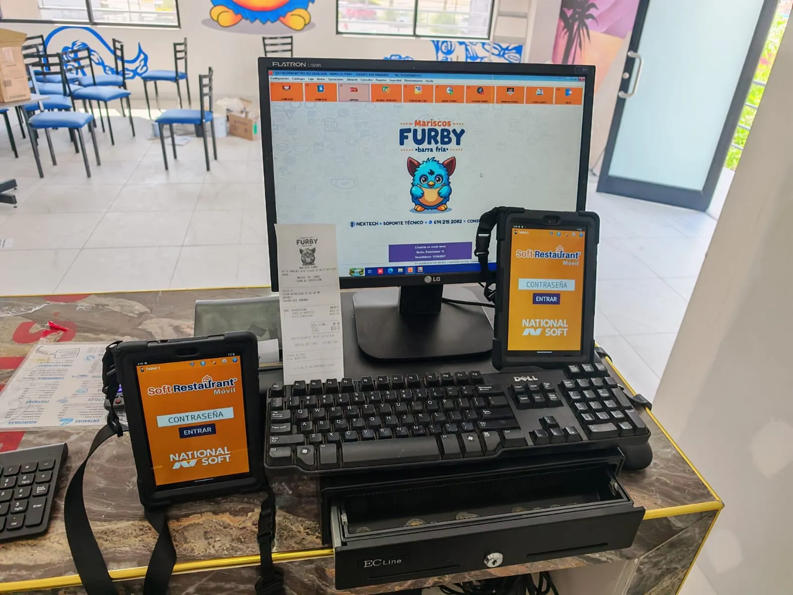 Punto de venta con tablets de meseros en Mariscos Furby